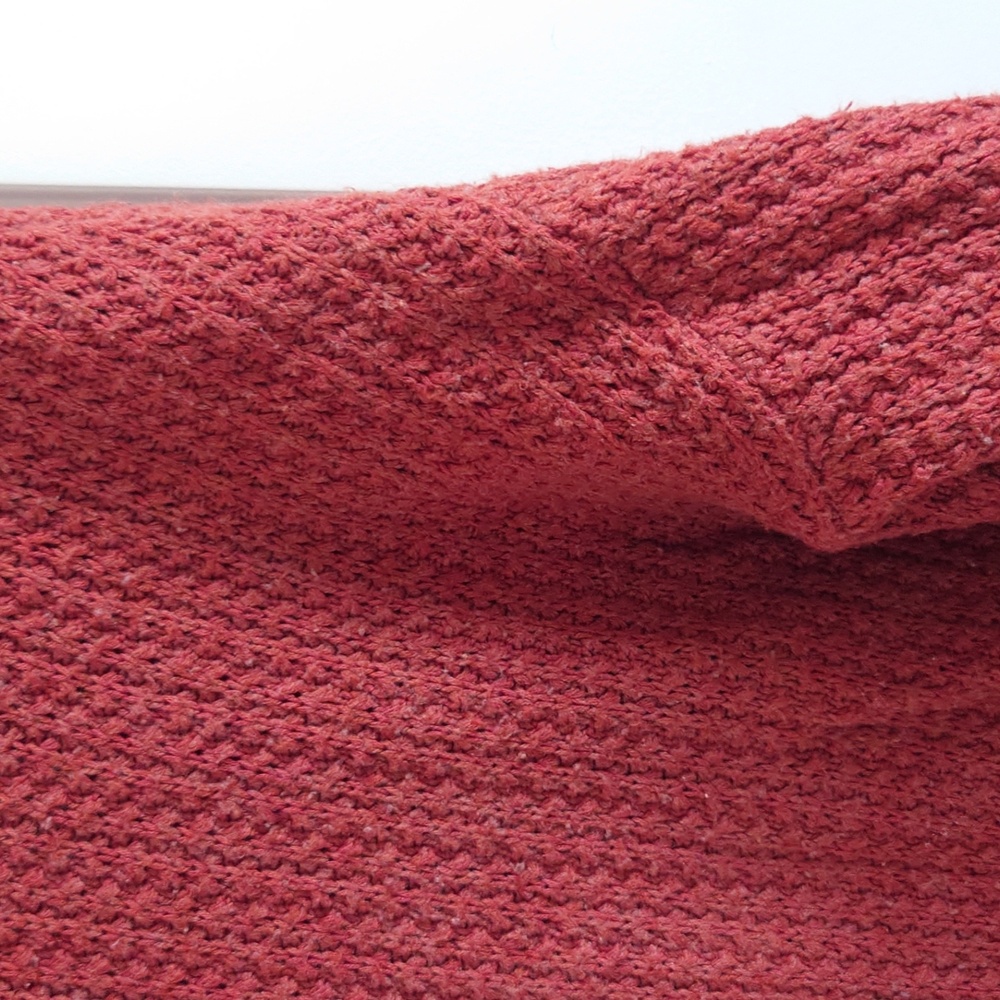 Universal Thread Sweater - Picture 3 of 3